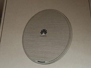 Huawei AirEngine 6761-22T amin'ny Huawei 5700 ycict