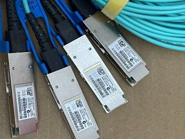 AOC QSFP-100G-AOC-7M price and specs ycict