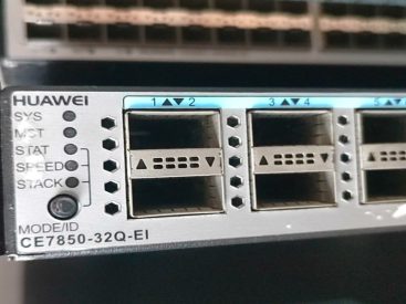 Huawei CE7850-32Q-EI port info